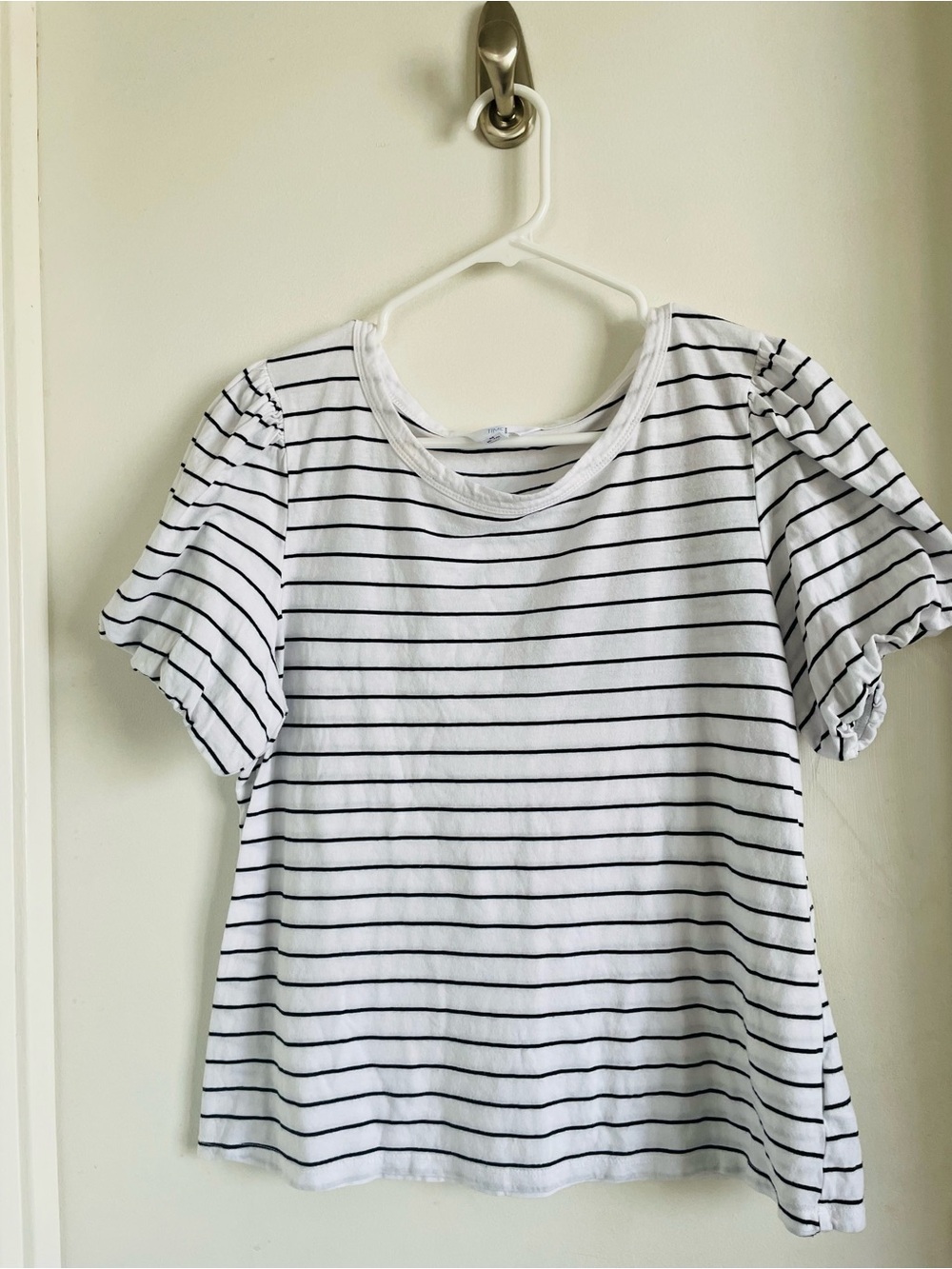 Time and Tru White Short Sleeve Tee with Black Stripes
